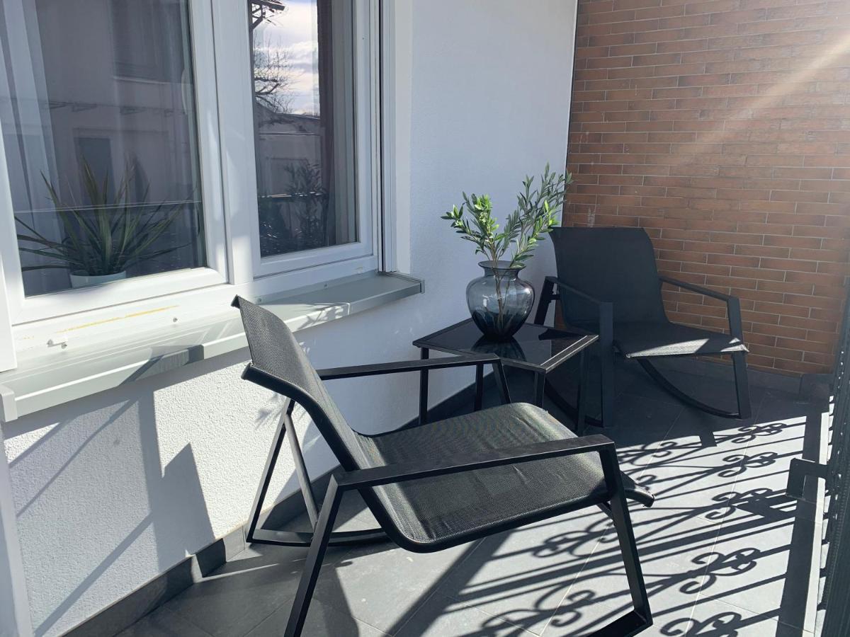 Prime Host Balcony Apartment Karlsruhe Zewnętrze zdjęcie